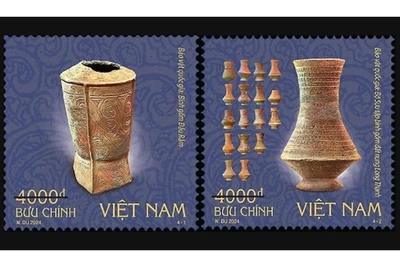 Phát hành bộ tem "Bảo vật quốc gia (bộ 3): Đồ gốm"