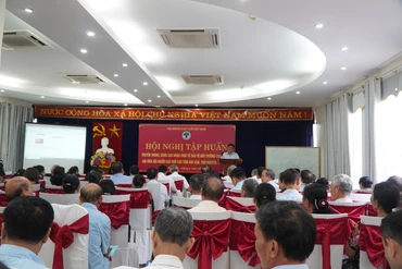 Tuyên truyền người cao tuổi tham gia bảo vệ môi trường