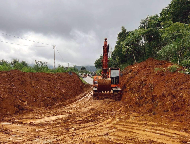 Đã thông đường QL3 đoạn qua Đèo Gió, huyện Ngân Sơn. 1e3d00174d80e8deb191.jpg