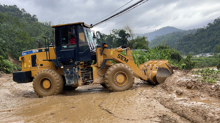 Sạt lở nhiều tuyến đường giao thông trên địa bàn huyện Bạch Thông. c2da5f505163f73dae72.jpg