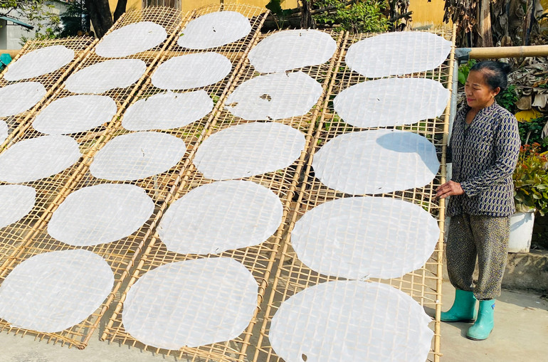 Bà Hoan hơn 20 năm làm phở khô