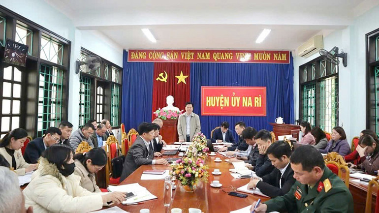 Nhiệm kỳ 2020 - 2025, Đảng ủy, HĐND, UBND huyện Na Rì đã đoàn kết lãnh đạo Nhân dân phát triển kinh tế - xã hội đạt nhiều kết quả. t13-nhiem-ky-2020-2025-dang-uy-hdnd-ubnd-huyen-na-ri-da-doan-ket-lanh-dao-nhan-dan-phat-trien-kinh-te-xa-hoi-dat-nhieu-ket-qua.jpg
