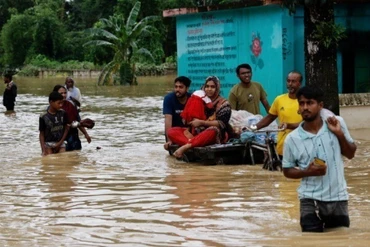 Lũ lụt nghiêm trọng tại Bangladesh khiến 5 người chết, hàng nghìn người mắc kẹt