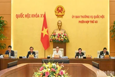 Khai mạc Phiên họp thứ 43 của Ủy ban Thường vụ Quốc hội