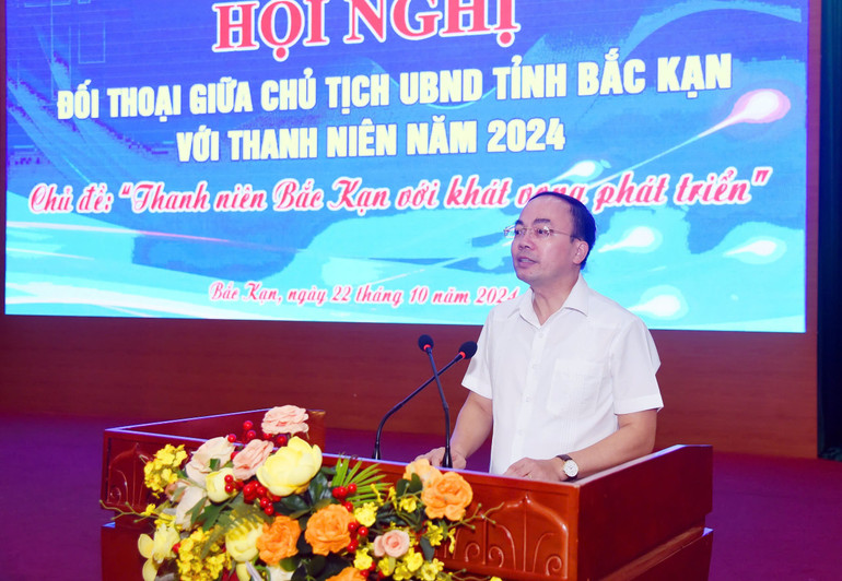 Chủ tịch UBND tỉnh phát biểu kết luận Hội nghị. z5955413417252-5e534dead7fa29f0285dbd17ab19f01b-3475-5654.jpg