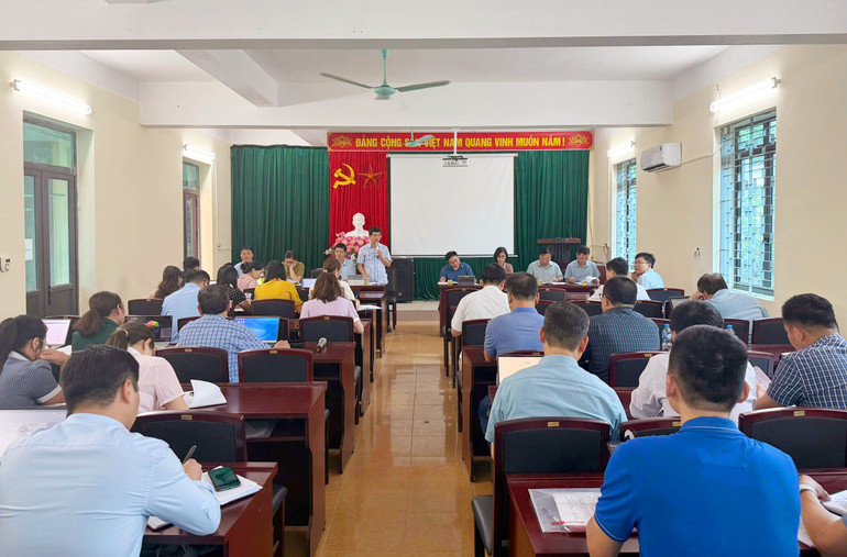 Quang cảnh làm việc tại huyện Ba Bể. kiem-tra-tai-san-cong-ba-be.jpg