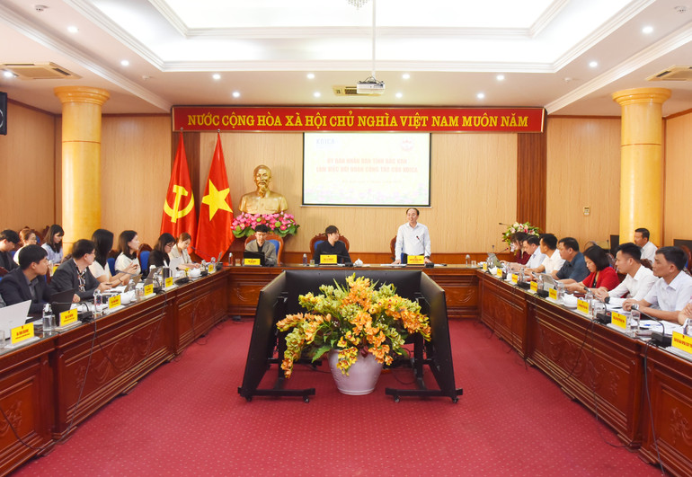Quang cảnh buổi làm việc. koica-12.jpg