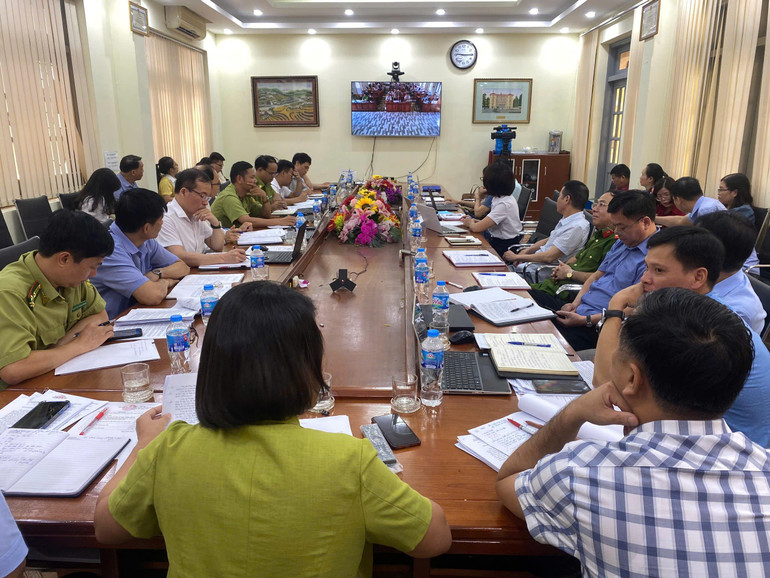 Quang cảnh Hội nghị tại điểm cầu UBND huyện Bạch Thông. z5772162635953_11a57c928cbee186a0aa72c288c808d6.jpg