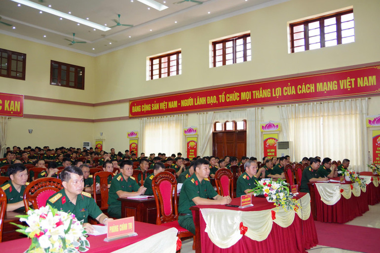 Quang cảnh buổi lễ z5717083561932_261e1f908d27bcb4f0906789810404fe.jpg