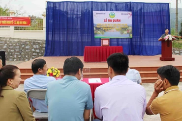 Ra quân “Ngày thứ Bảy, Chủ nhật xanh”, chung tay xây dựng nông thôn mới tại xã Đức Vân