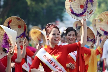 Festival Thu Hà Nội đặc sắc, cuốn hút