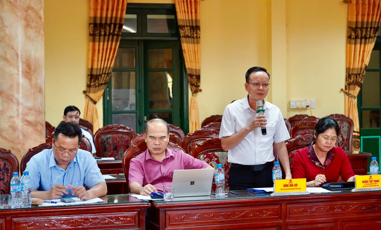 Đồng chí Đồng Văn Lưu, Phó Chủ tịch HĐND tỉnh thảo luận tại Hội thảo. IMG_1119.jpeg