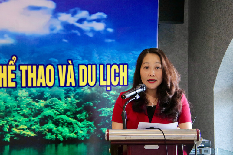 Tiến Sĩ Nguyễn Thanh Thuỷ, Phó Hiệu trưởng Trường Cán bộ quản lý văn hoá , thể thao và du lịch phát biểu khai mạc lớp tập huấn. img-9892.jpg
