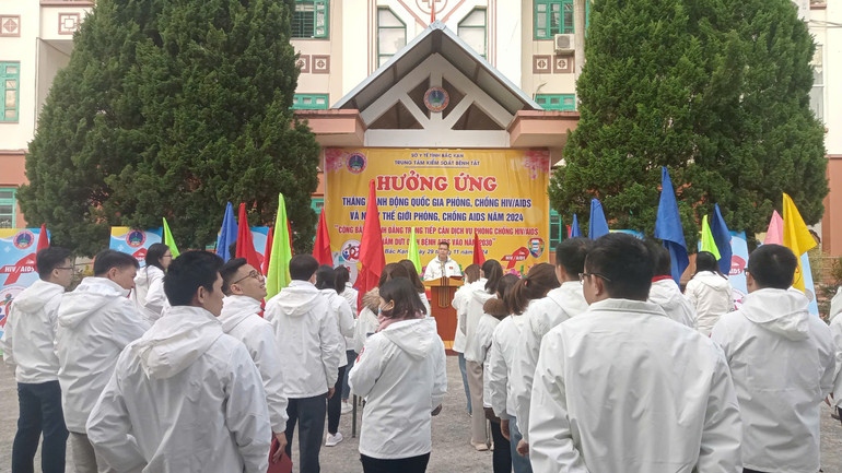 Quang cảnh lễ mít tinh. z6079800378326-b5366b363d2f9856d4e018222c8c4789.jpg