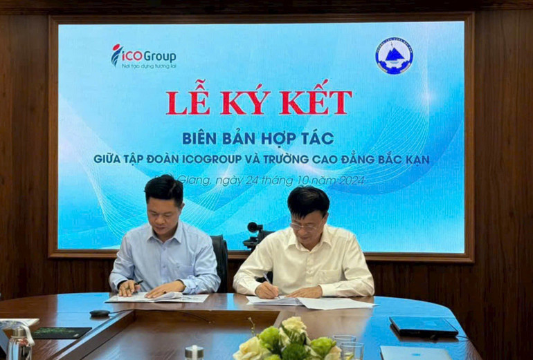 Nhà trường ký kết biên bản hợp tác với Tập đoàn ICOGroup. z6096023363196-37fdadbb3c4ddbe2876626bb298bb96d.jpg