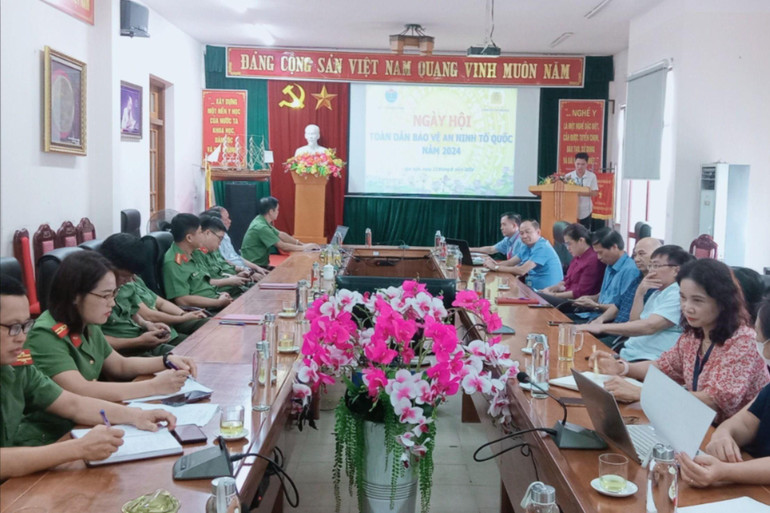 Quang cảnh Hội nghị z5724004711882_216e0b6c44f6a66fe60d773ae3aa327d.jpg