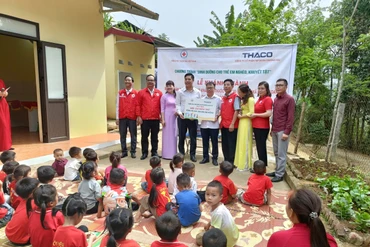 Bàn giao 4 công trình bếp ăn bán trú tại Pác Nặm