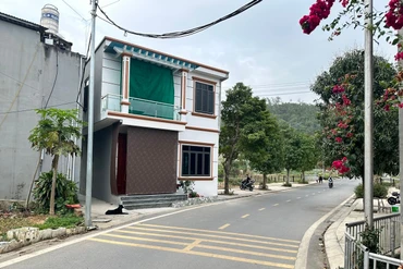 Xây nhà vượt chỉ giới: Gia đình đã khắc phục, cán bộ rút kinh nghiệm