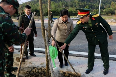  Bạch Thông tổ chức Lễ phát động "Tết trồng cây đời đời nhớ ơn Bác Hồ"