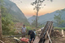 Phja Phạ mong có điện lưới quốc gia