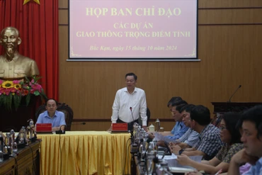 Họp Ban chỉ đạo các dự án giao thông trọng điểm tỉnh