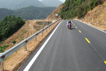 Tuyến đường thành phố Bắc Kạn - hồ Ba Bể.