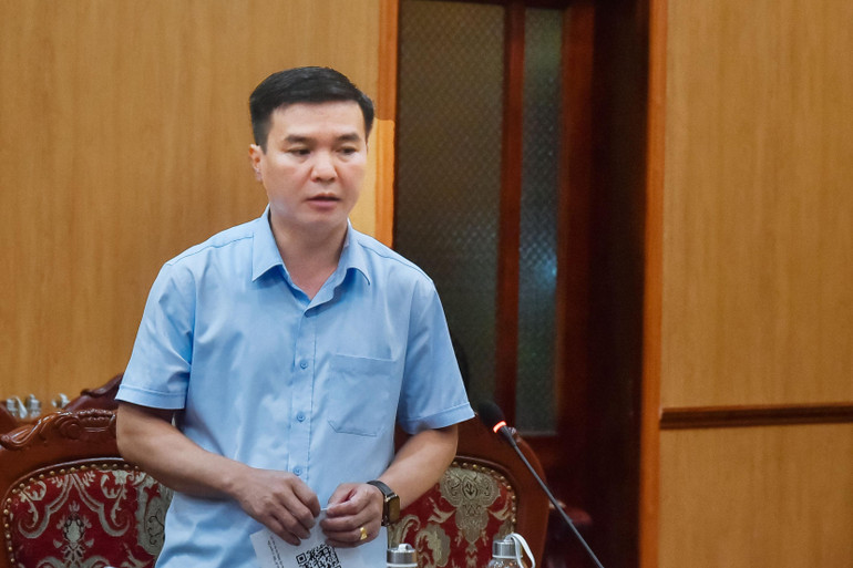Ông Hà Sỹ Huân, Giám đốc Sở Nông nghiệp và Phát triển nông thôn cung cấp thông tin tại Hội nghị. 4.jpg