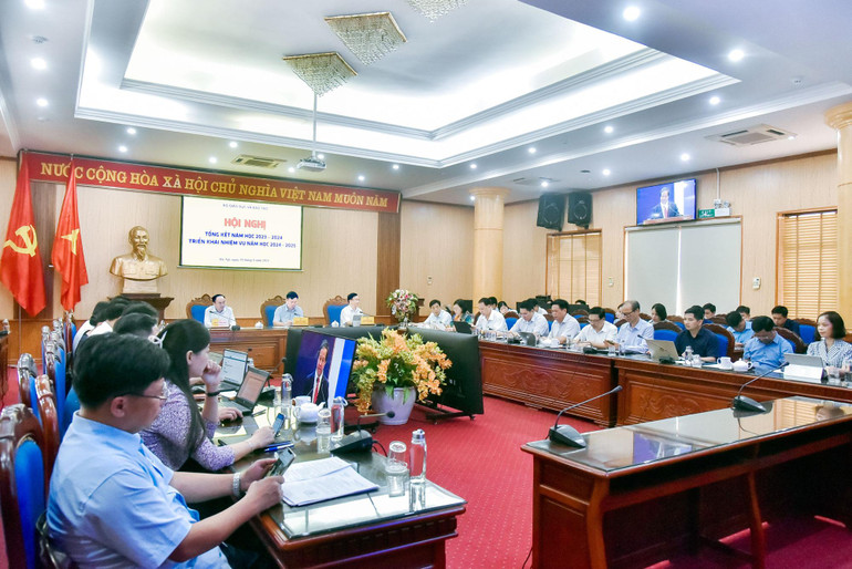 Đại biểu tham dự tại điểm cầu tỉnh Bắc Kạn. 2.jpg