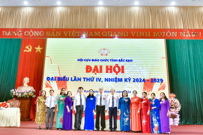 BCH Hội CGC tỉnh Bắc Kạn lần thứ IV, nhiệm kỳ 2024 - 2029 ra mắt Đại hội. 11.jpg