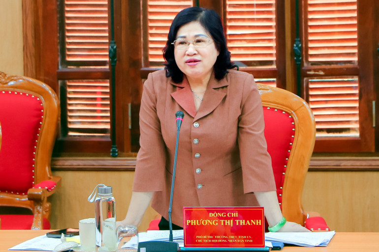 Đồng chí Phương Thị Thanh, Phó Bí thư Thường trực Tỉnh ủy, Chủ tịch HĐND tỉnh phát biểu tại buổi làm việc với Đoàn khảo sát. 7.jpg