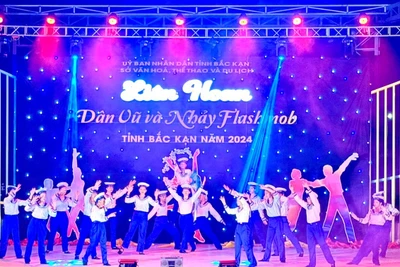 Báo Bắc Kạn đang livestream Liên hoan Dân vũ và nhảy flashmob tỉnh Bắc Kạn 2024