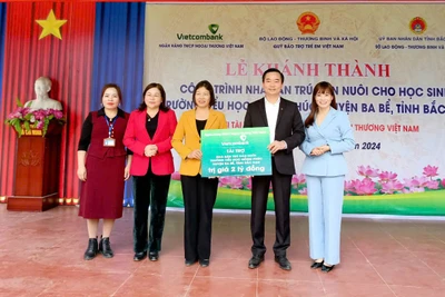 Khánh thành, bàn giao nhà bán trú cho Trường Tiểu học Đồng Phúc