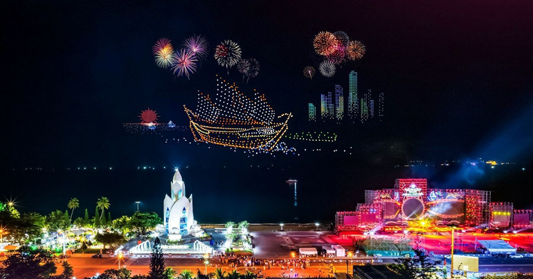 Lễ hội Vịnh ánh sáng quốc tế Nha Trang 2024 là sự kiện quy mô, được mong chờ trong mùa du lịch hè 2024. (Ảnh: Ban tổ chức cung cấp) anh-2-3687-633.png