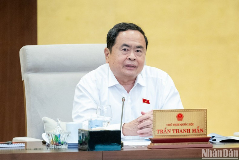Chủ tịch Quốc hội Trần Thanh Mẫn phát biểu tại phiên họp. (Ảnh: DUY LINH) Chủ tịch Quốc hội Trần Thanh Mẫn phát biểu tại phiên họp. (Ảnh: DUY LINH)