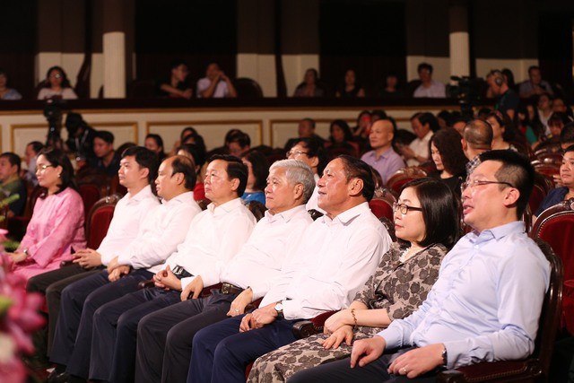 Các đại biểu tham dự Chương trình "Viêt Nam-Khát vọng vươn xa" - Ảnh: Trần Huấn Các đại biểu tham dự Chương trình "Viêt Nam-Khát vọng vươn xa" - Ảnh: Trần Huấn