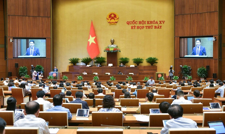 Quang cảnh phiên họp. 210.jpg
