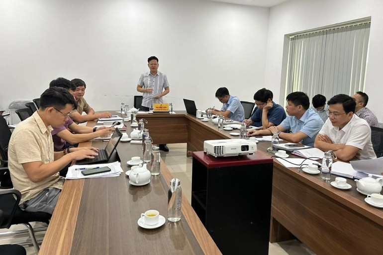 Quang cảnh cuộc họp. Ảnh sếp T.jpg