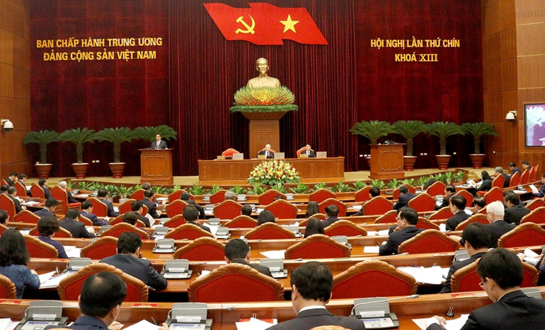 Tại Hội nghị lần thứ chín Ban Chấp hành Trung ương Đảng khoá XIII diễn ra vào sáng ngày 16/5, Trung ương đã cho ý kiến về công tác nhân sự. Tại Hội nghị lần thứ chín Ban Chấp hành Trung ương Đảng khoá XIII diễn ra vào sáng ngày 16/5, Trung ương đã cho ý kiến về công tác nhân sự.