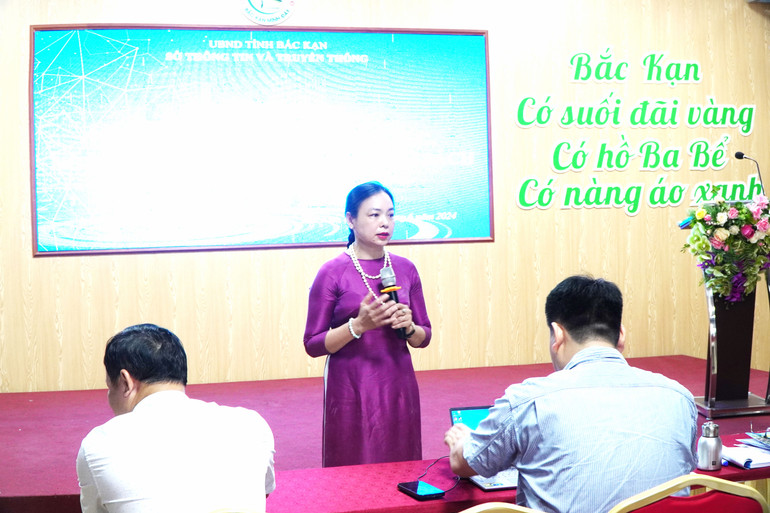 TS. Vũ Hoài Phương, Giảng viên khoa Tuyên truyền, Học viện Báo chí và tuyên truyền DSC02617.JPG