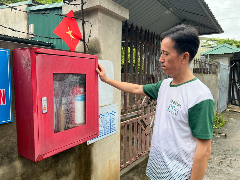 Mô hình "Điểm chữa cháy công cộng" tại phường Phùng Chí Kiên (TP. Bắc Kạn). z5530557649317_a80ba889d90de11d8030b604f903696b.jpg