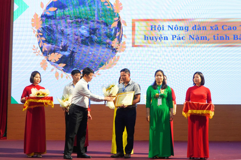 HND xã Cao Tân được tặng Bằng khen của HND tỉnh về điển hình trong phong trào thi đua yêu nước, giai đoạn 2020 - 2025. 77.jpg