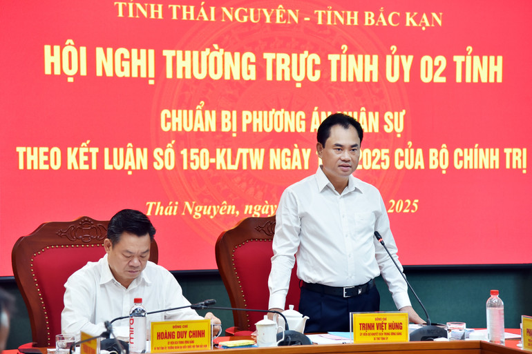 Đồng chí Trịnh Việt Hùng, Ủy viên dự khuyết Ban Chấp hành Trung ương Đảng, Bí thư Tỉnh ủy, Chủ tịch HĐND tỉnh Thái Nguyên. nik-9772.jpg