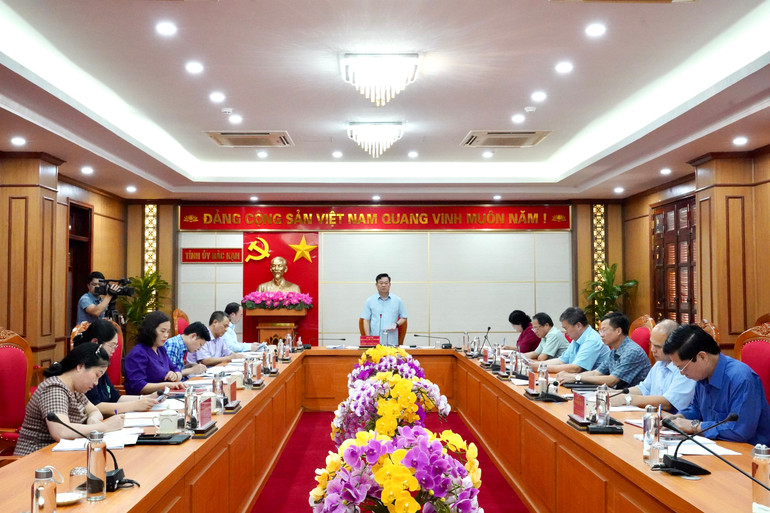 ฉากการประชุม img-7746.jpg