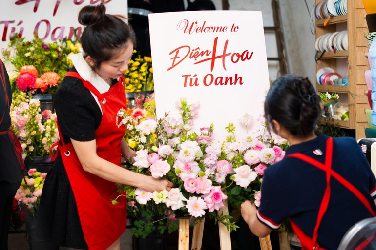 Kinh doanh hoa tươi là ngành đầy tiềm năng phát triển nhưng cũng tồn tại không ít khó khăn cho người mới bắt đầu khởi nghiệp Kinh doanh hoa tươi là ngành đầy tiềm năng phát triển nhưng cũng tồn tại không ít khó khăn cho người mới bắt đầu khởi nghiệp