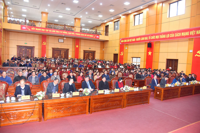 Đại biểu dự buổi gặp mặt. nik-6796.jpg