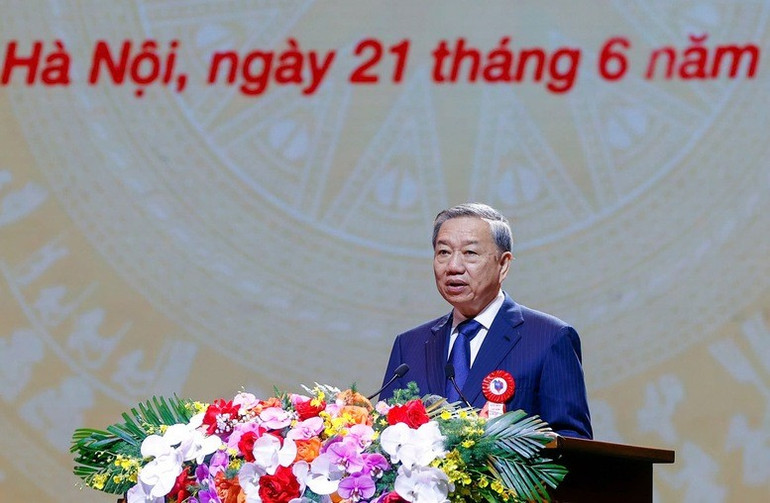 Phát biểu của Tổng Bí thư Tô Lâm tại Lễ Kỷ niệm 100 năm Ngày Báo chí Cách mạng Việt Nam ảnh 1 Phát biểu của Tổng Bí thư Tô Lâm tại Lễ Kỷ niệm 100 năm Ngày Báo chí Cách mạng Việt Nam ảnh 1