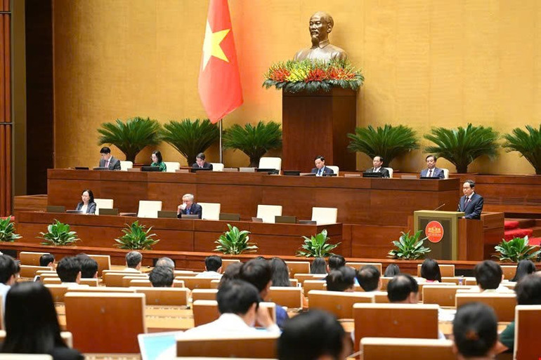 Quang cảnh phiên chất vấn. 2062.jpg