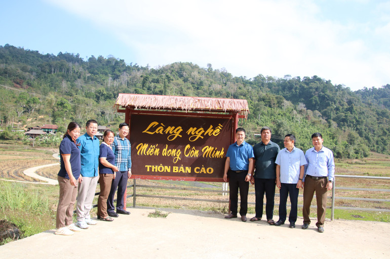 "Làng nghề miến dong Côn Minh" là làng nghề duy nhất đến nay được công nhận của tỉnh. img-7545.jpg