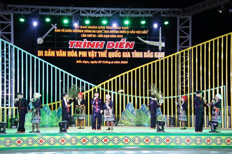 z5773058553823_a30e05501a4deb8d28bf9728cd41aa0b.jpg