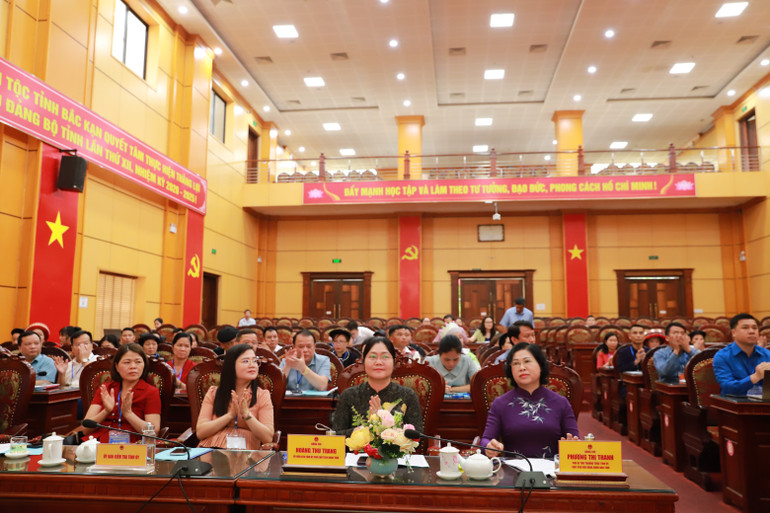 Đại biểu dự hội nghị. img-9373.jpg